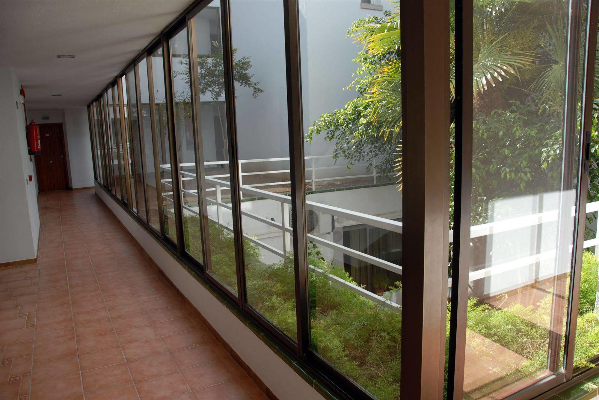 Apartamentos Martha'S Palmanova Esterno foto